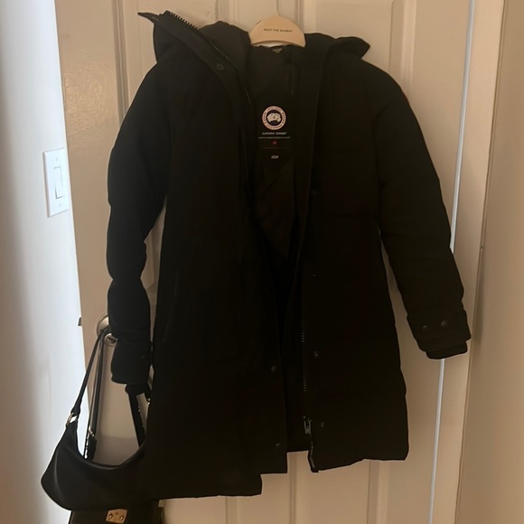 Canada Goose - Shelburne Parka - Picture 1 of 3